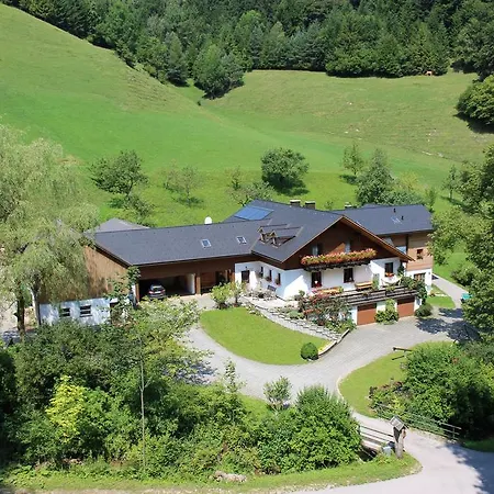 Urlaub Mitten Im Wald - Lueg *